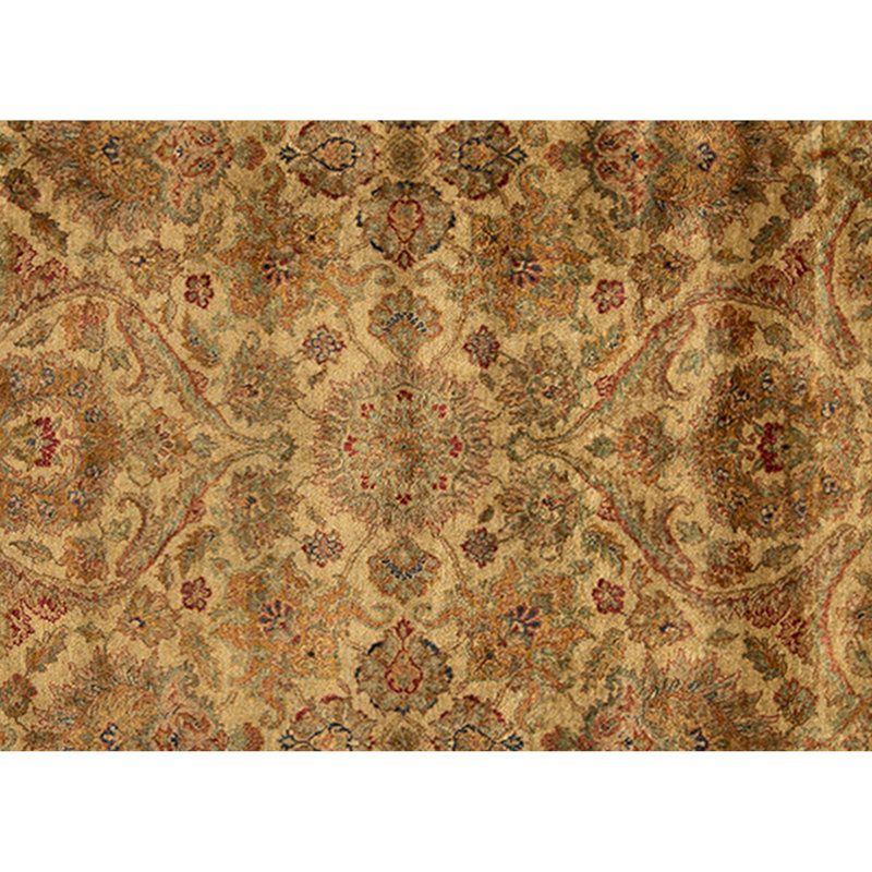 Hand Knotted Wool Oriental Area Rug in Cream And Red
