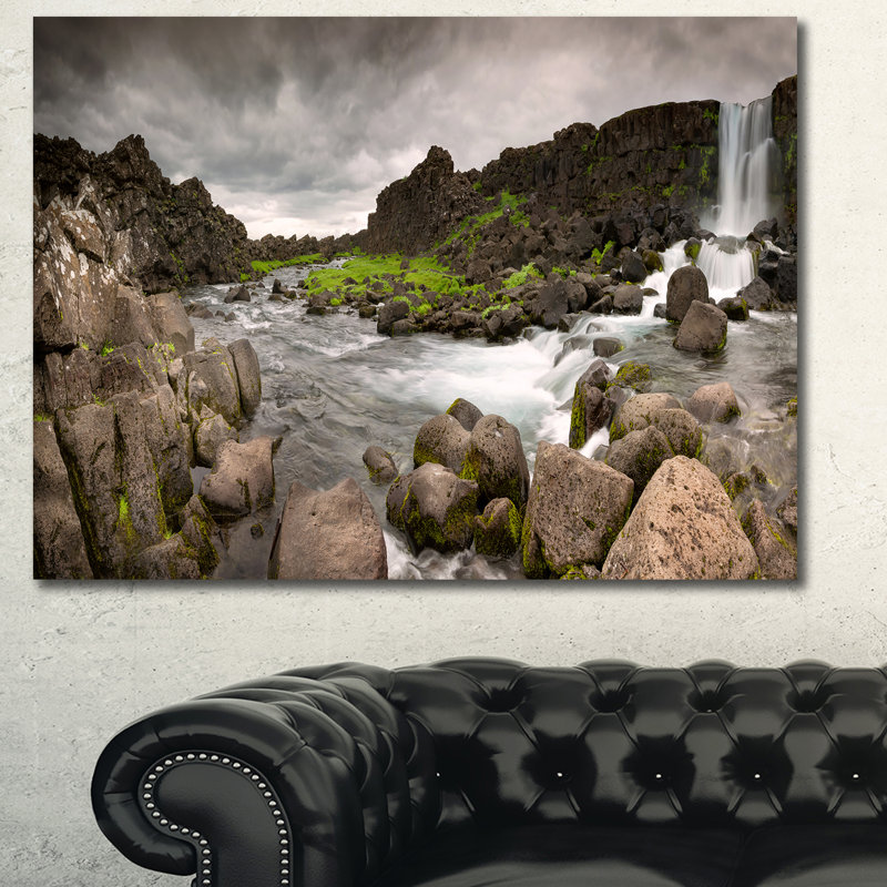« spectaculaire oxarafoss cascades », reproduction de photo sur toile tendue, H 20 po x l 20 po x P 1 po