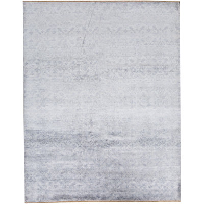 Geometric Area Rug in Ivory
