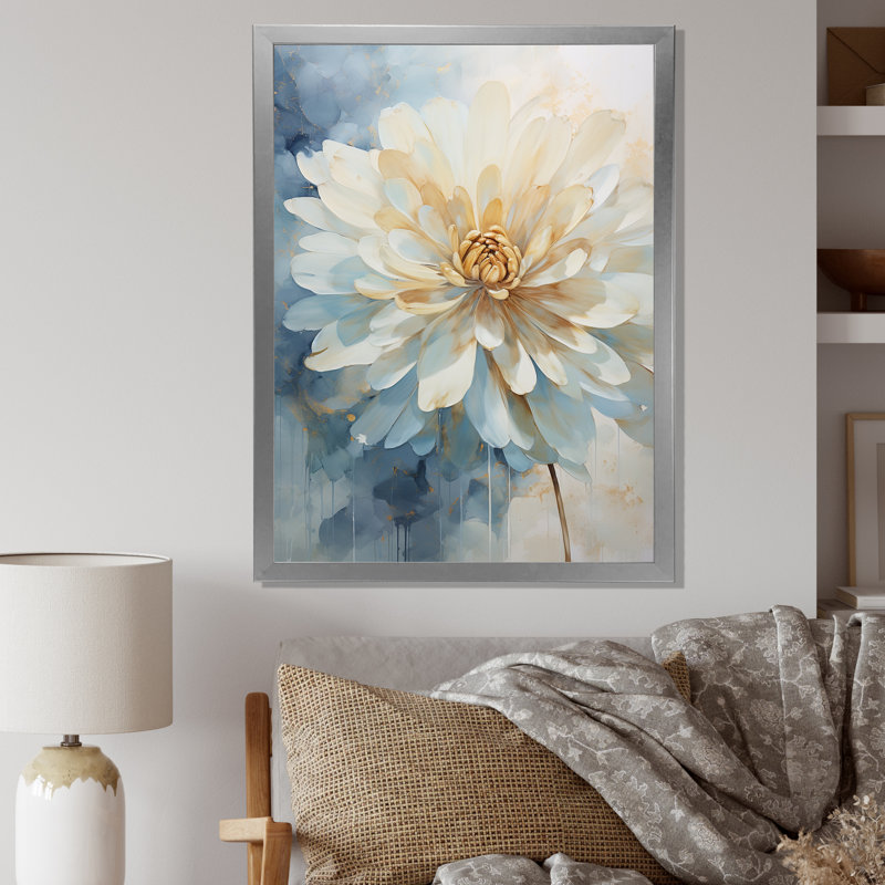 «White and Blue Dahlia Flower Minimalisme I» sur toile imprimée, Cadre simple argenté, H 32 po x l 16 po x P 1 po
