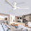 Ventilateur de plafond encastré à profil bas, blanc, 3 pales, 42 pouces, avec éclairage et télécommande ; ventilateur intérieur/extérieur à intensité variable avec télécommande et moteur CC silencieux et minuterie.