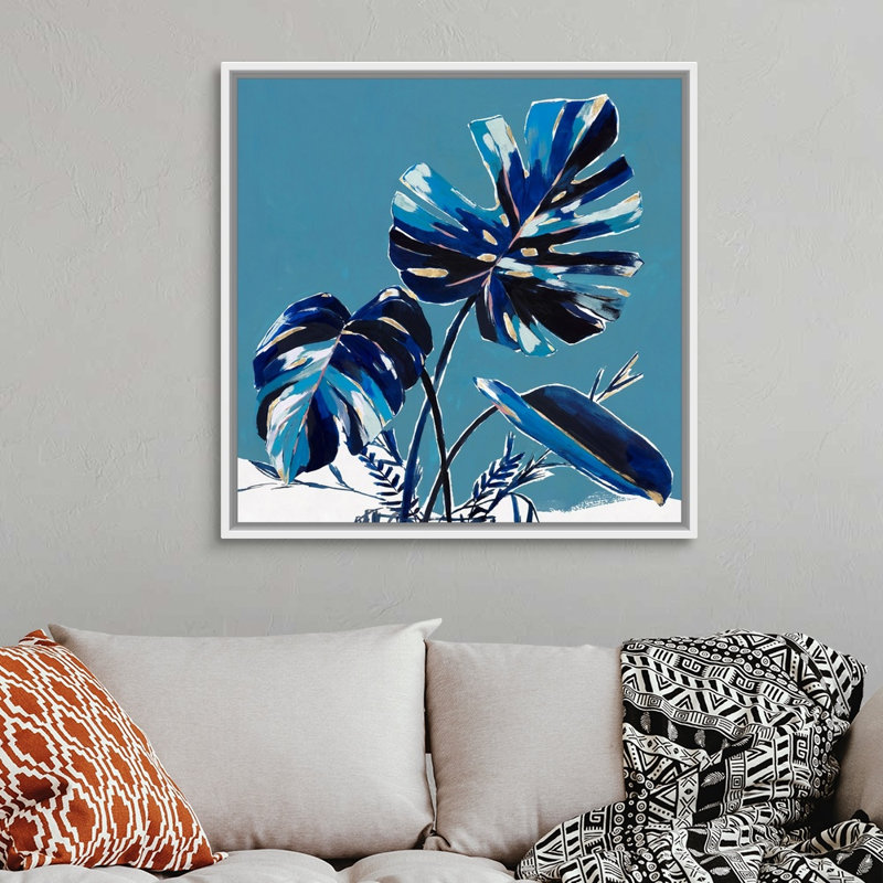 "Swaying Palms I" par Isabelle Z, reproduction d’art sur toile, Cadre blanc, H 38 po x l 38 po x P 1,75 po