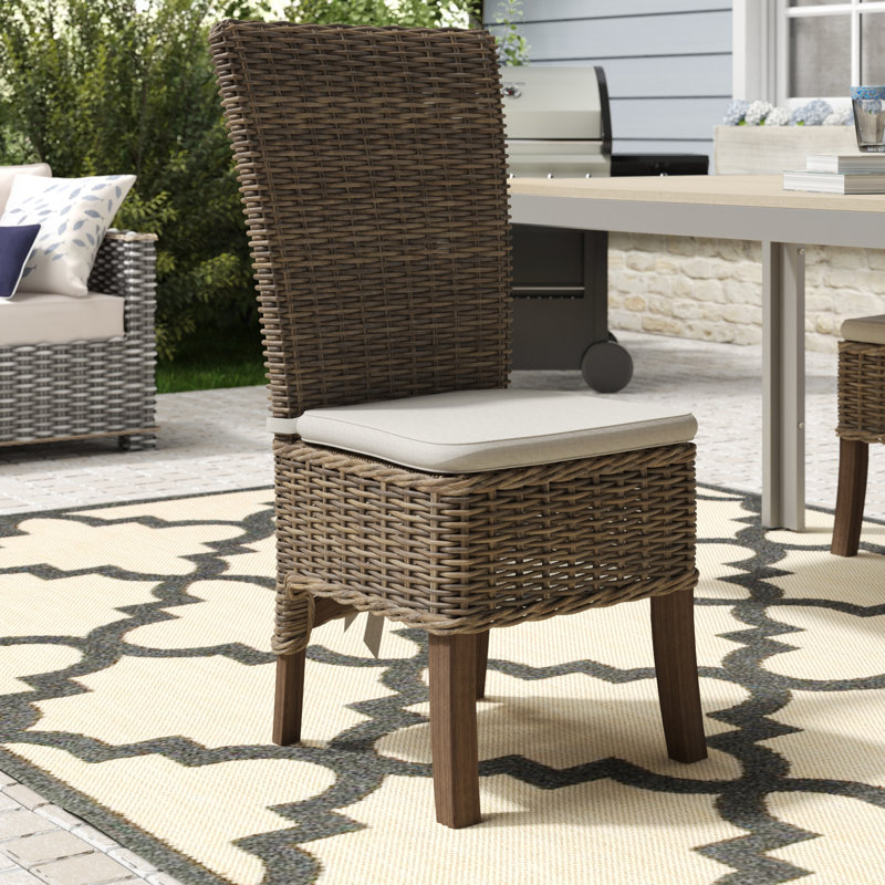 Chaise de patio avec coussin Volk