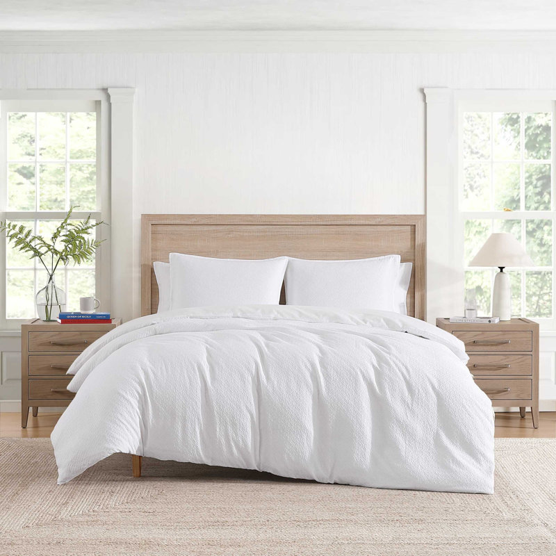 Tommy Hilfiger Monogram Matelasse Cotton Comforter Set, Queen Comforter + 2 Standard Shams, White