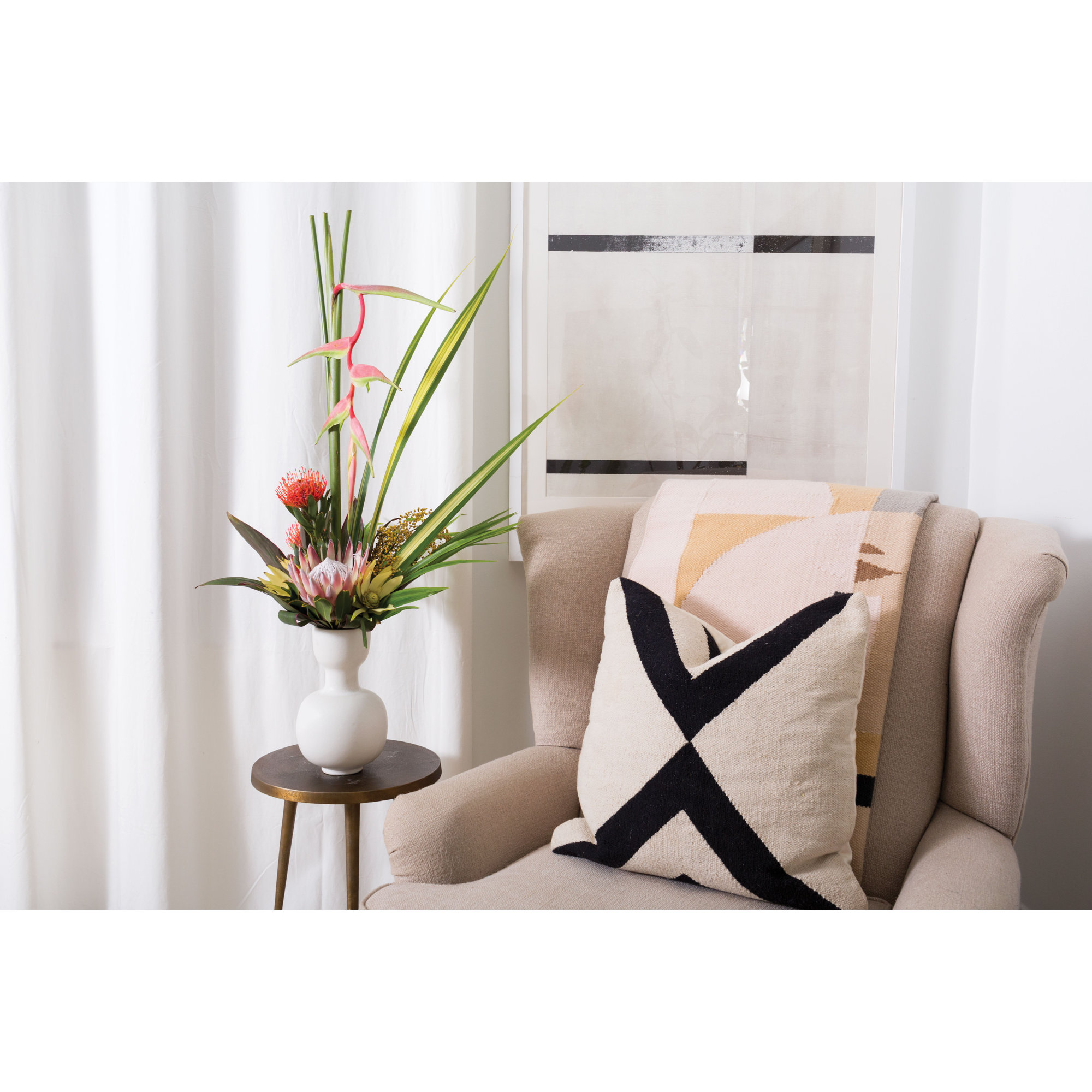 Calheta 11.5'' Handmade Ceramic Table Vase