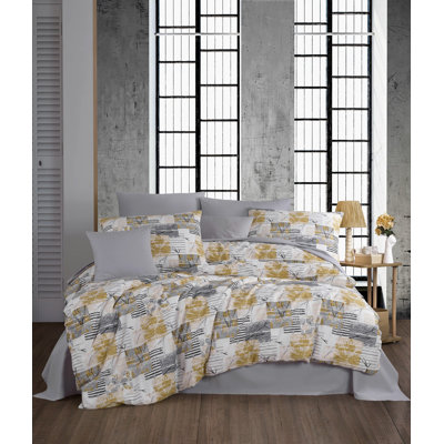 Premium Double Quilt Cover Set, Grey & White with Yellow Accents, 79.0 x 79.0 inches | 50% Cotton / 50% Polyester | Machine Washable at 104°F | Includes 2 Pillowcases (31.5 x 31.5 inches) | Soft, Durable, and Stylish Bedding