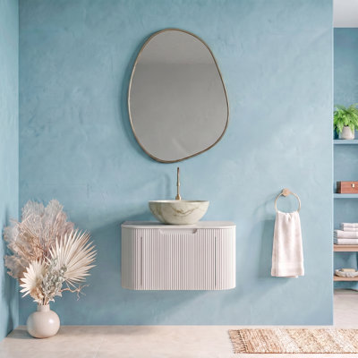 Meuble-lavabo mural simple blanc l 24 po x P 18 po x H 34 po avec lavabo vasque en céramique blanc mat intégré et plateau en pierre frittée blanc de Carrare