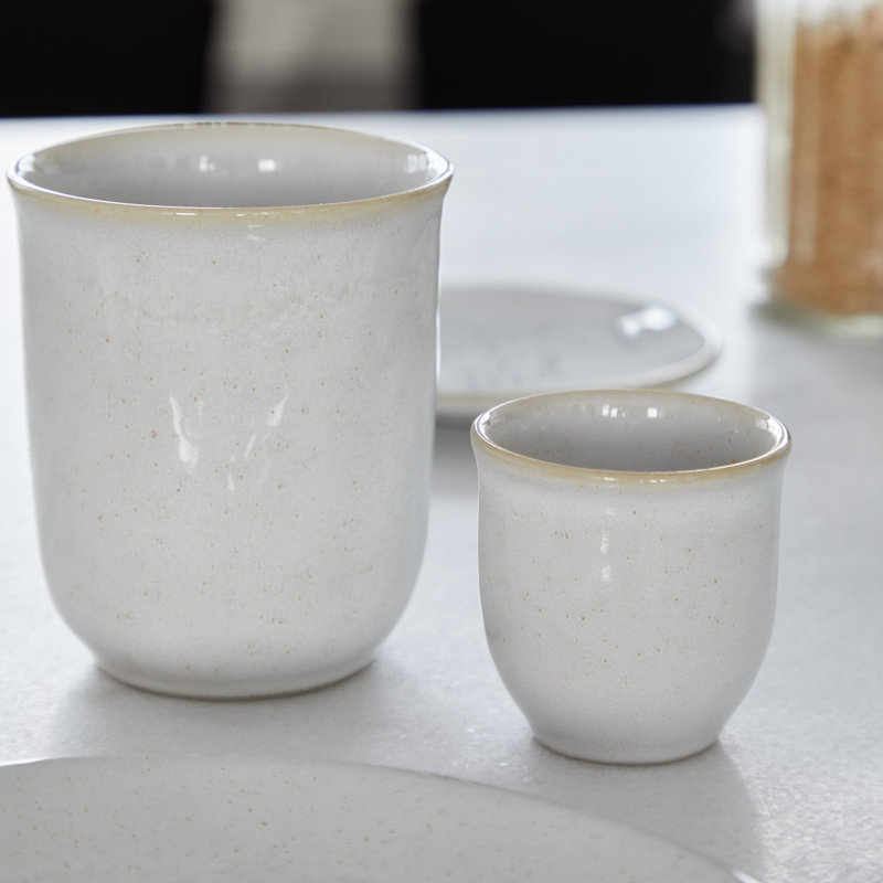 Grande tasse à café en grès Roda