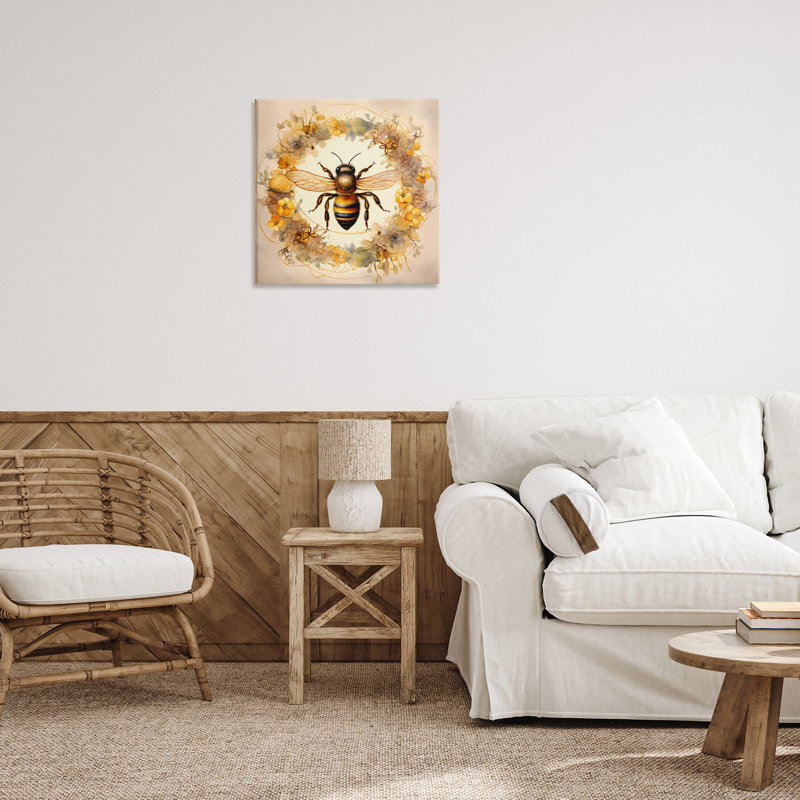 Art mural sur toile Country Bee Wreath par Petal Prints Design, H 24 po x l 24 po