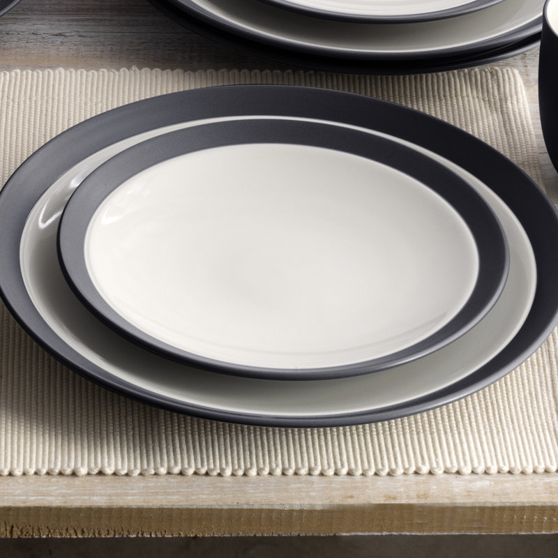 Noritake Colorwave Curve Dinner Plates 11", Graphite