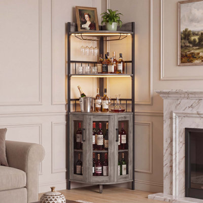 Meuble-bar de coin avec station de recharge et éclairage DEL, casier à vin et porte-verres de style rustique, gris