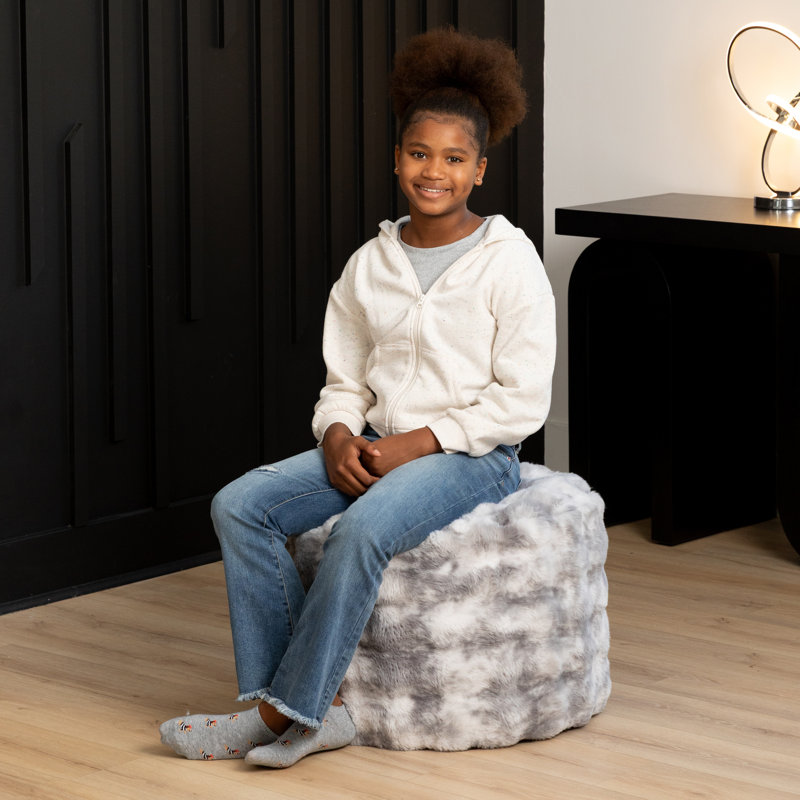Repose-pieds Raven par Raven-Symoné Home - Fausse fourrure, Gris