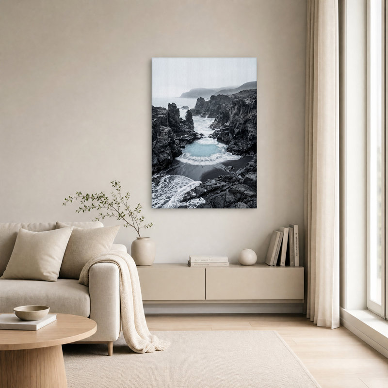 Art mural sur toile de côte rocheuse foncée avec eau turquoise, H 18 po x l 12 po