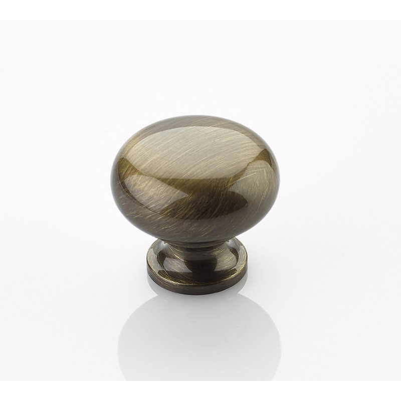 Traditional Round Knob, Antique Brass