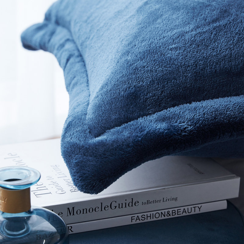 Me Sooo Comfy Coma Inducer Fleece Oversized Comforter Set, Twin XL Comforter + 1 Standard Sham, Navy Blue