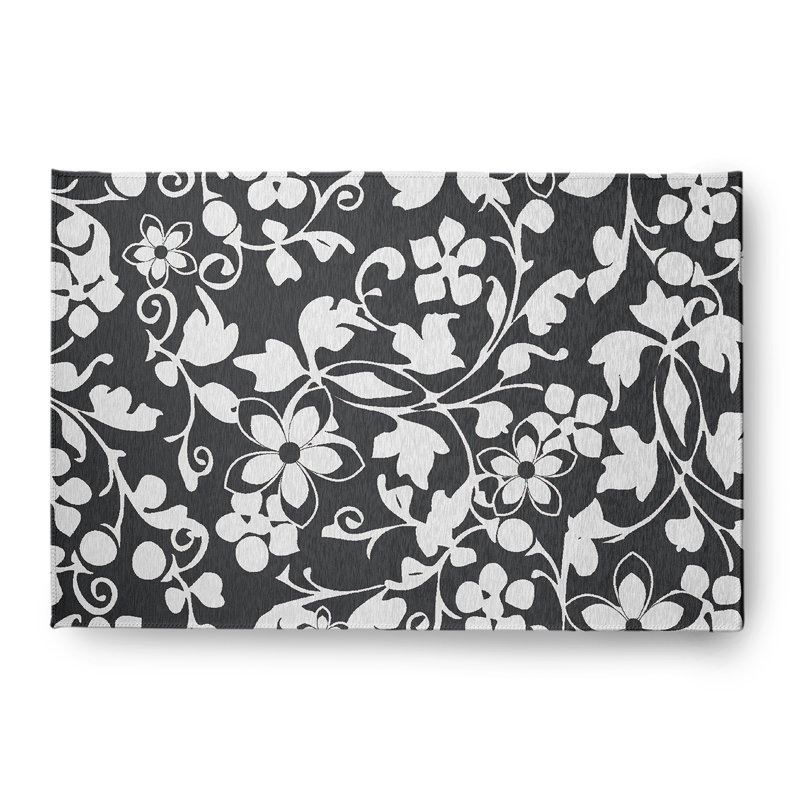 Ingunn Chenille Floral Indoor Rug, Rectangle 4' x 6'