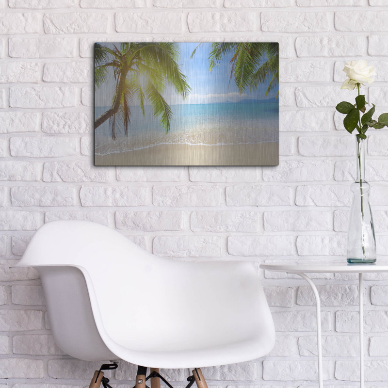 «Far Away» par Luxe Metal Portfolio