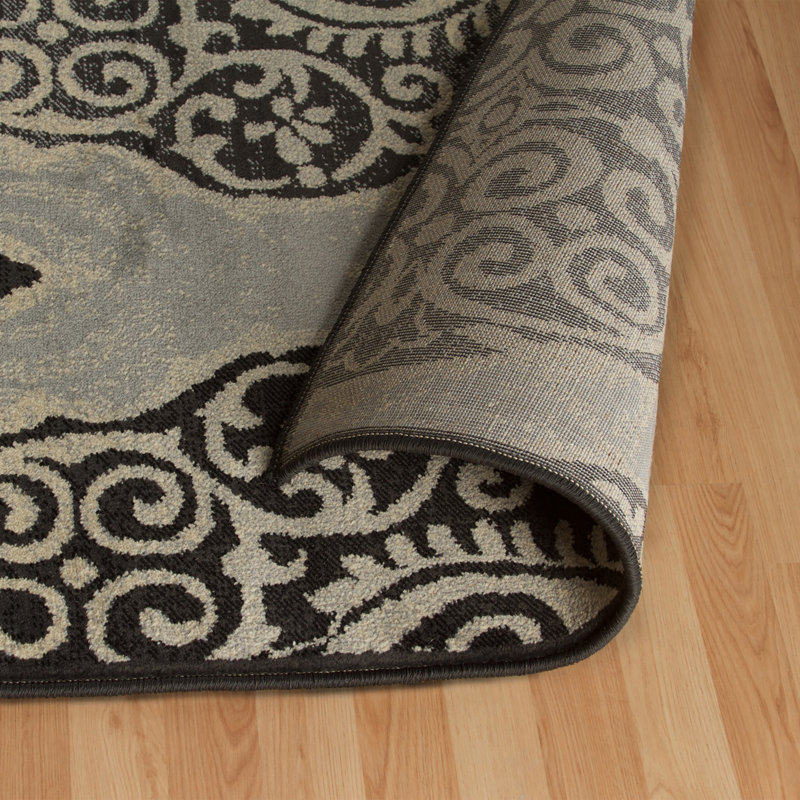 Valarie 100% Polypropylene Damask Medallion Indoor Area Rug, Rectangle 4' x 6'