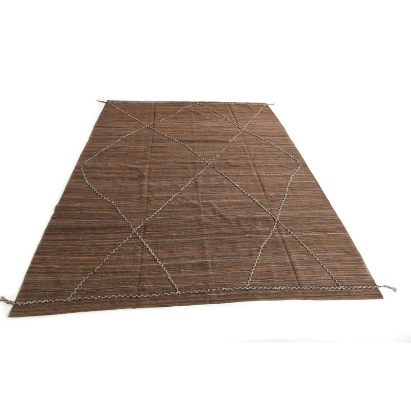 Tapis brun 8x11
