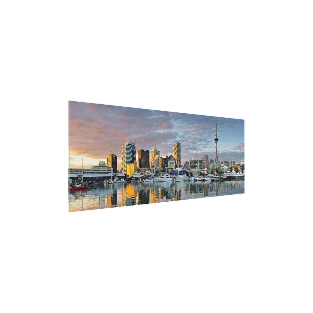 Glasbild Auckland Skyline bei Sonnenuntergang