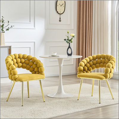 Ensemble de 2 chaises de salle à manger en velours jaune moutarde avec pieds en métal doré, parfait pour les intérieurs modernes et élégants