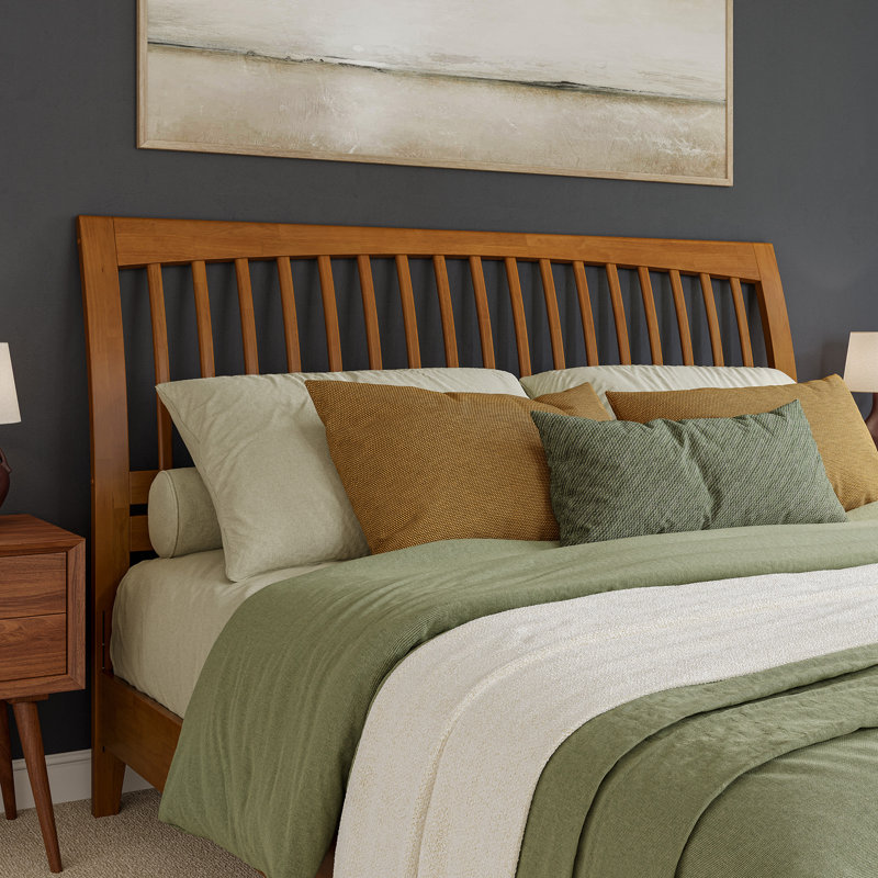Omariah Solid Wood Traditional Slat Sleigh Headboard, King, Light Toffee