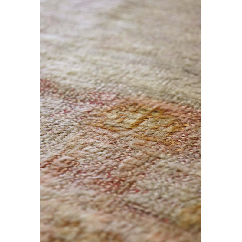 Tapis unique jaune / or / saumon 4 pi 5 po x 7 pi Angora Angora