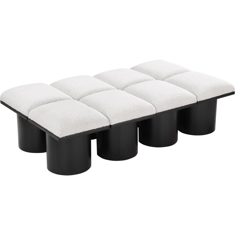 Banc rembourré Horatia, Tissu crème bouclé, H 17,5 po x l 62 po x P 36 po, Noir, noir, noir, noir