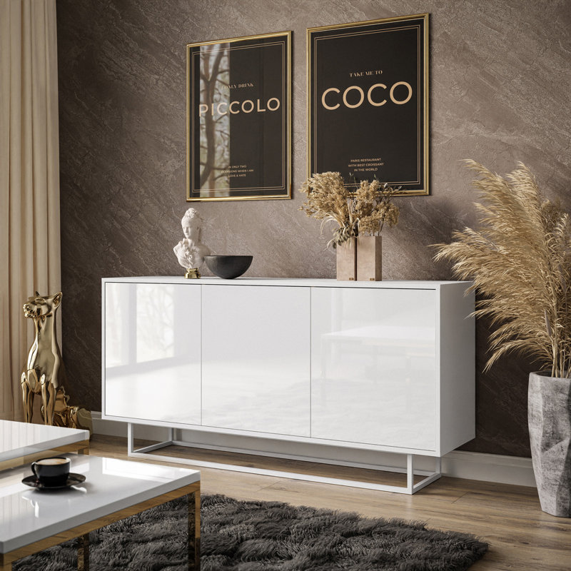 Jacksboro 154cm W Chest of Drawers, White