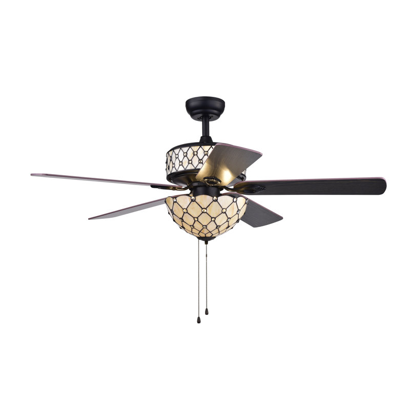 Ventilateur de plafond Tiffany de 53 po à 5 pales avec chaînette et ensemble d'éclairage inclus