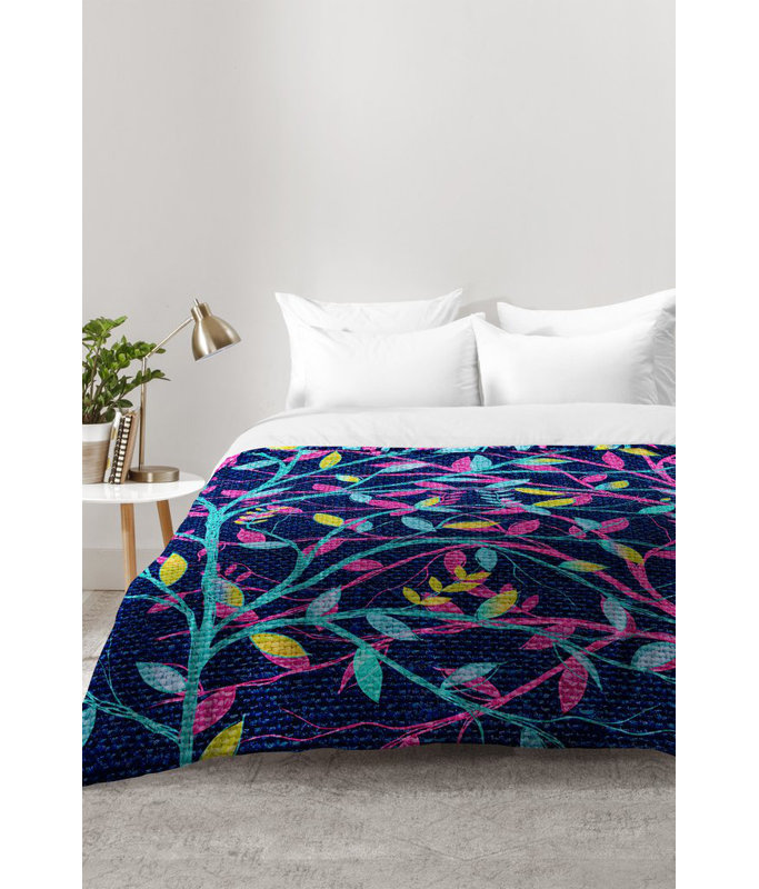 Rosebudstudio Modern & Contemporary Polyester Floral Comforter, King Comforter + 2 King Shams