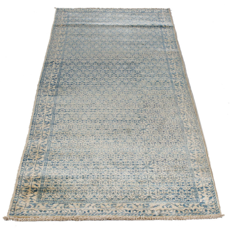 3x8 Ivory and Blue Traditional Runner