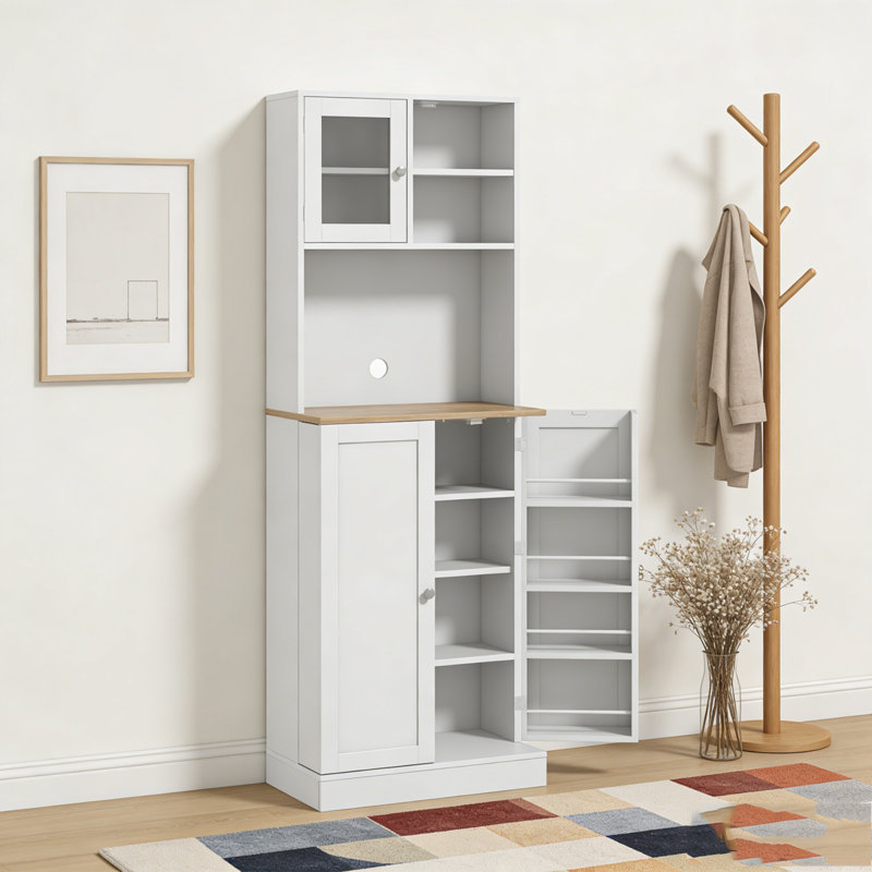 Armoire avec tablettes réglables