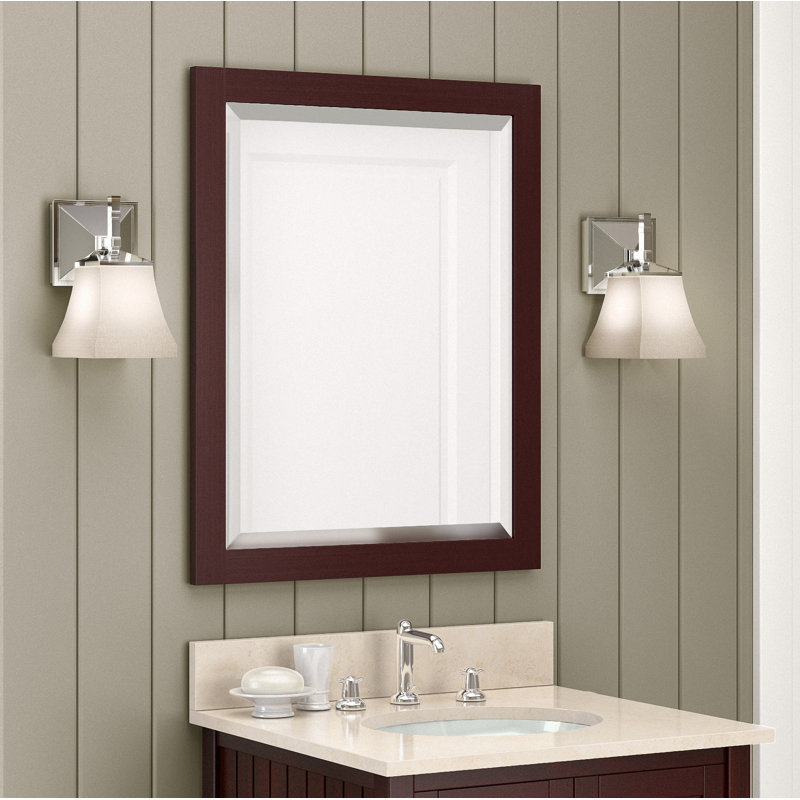 Miroir de meuble-lavabo mural rectangulaire en verre biseauté de 24 x 30 po avec cadre en bois et quincaillerie de fixation Logan Afanasie pour la salle de bain et le meuble-lavabo