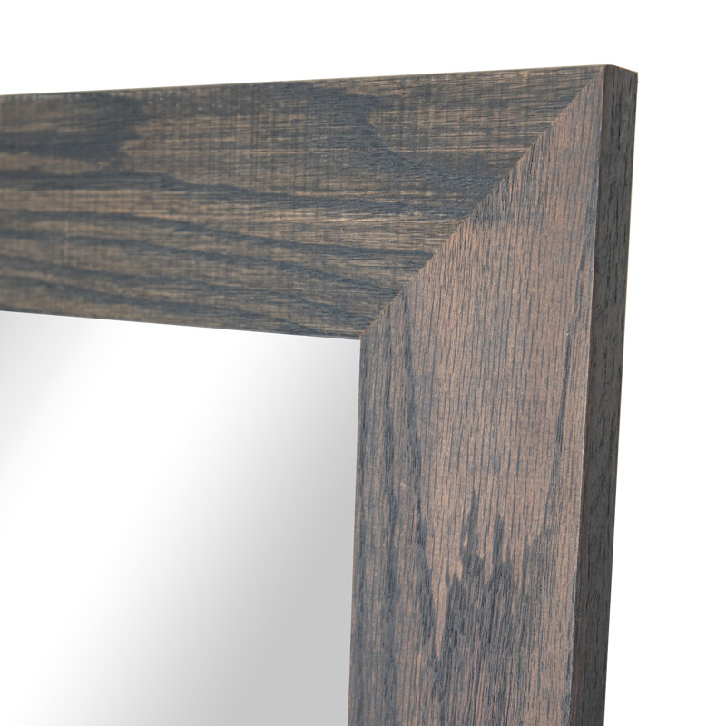 Miroir en bois franc Lark Manor ™ Ozark, 33 po x 52 po, Gris carbone