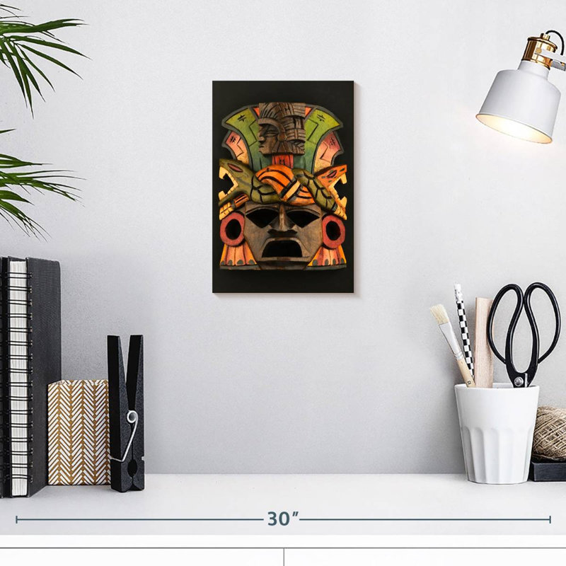 Masque aztèque en bois Senne, H 12 po x l 8 po