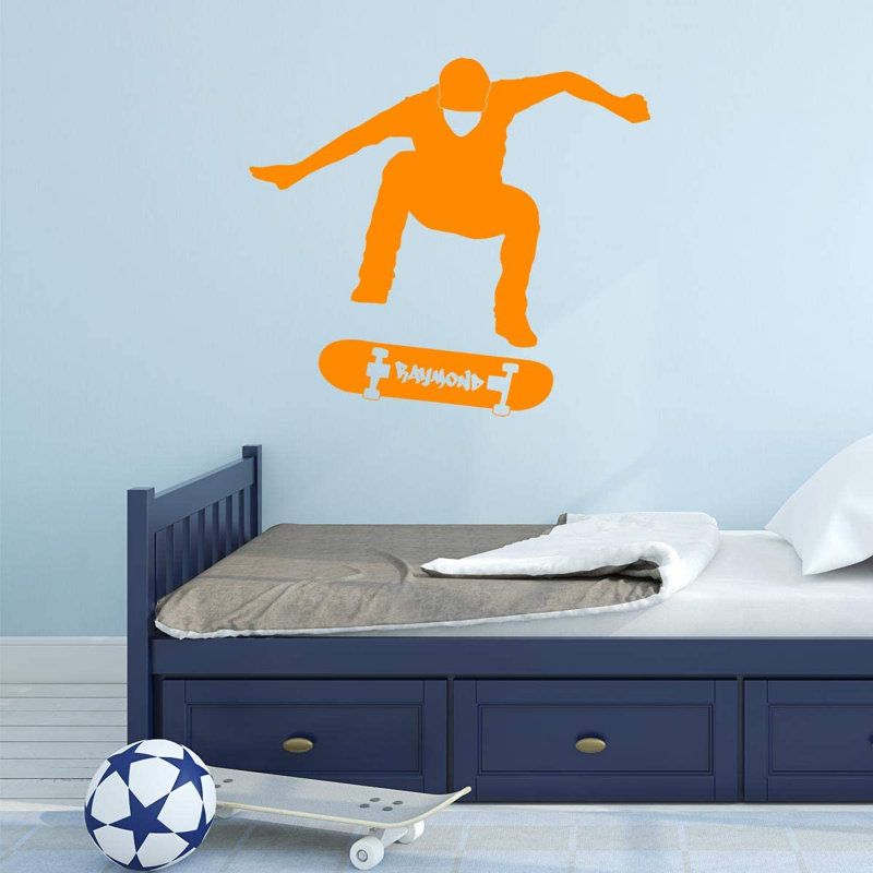 Adhésif décoratif Trinx Custom Skateboarder à personnaliser avec le nom de votre choix - CS50, H 18 po x l 19,5 po, Orangé