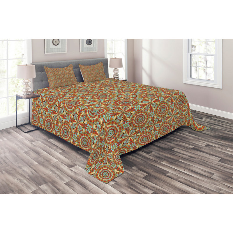 Traditional Polyester Geometric Shapes Coverlet