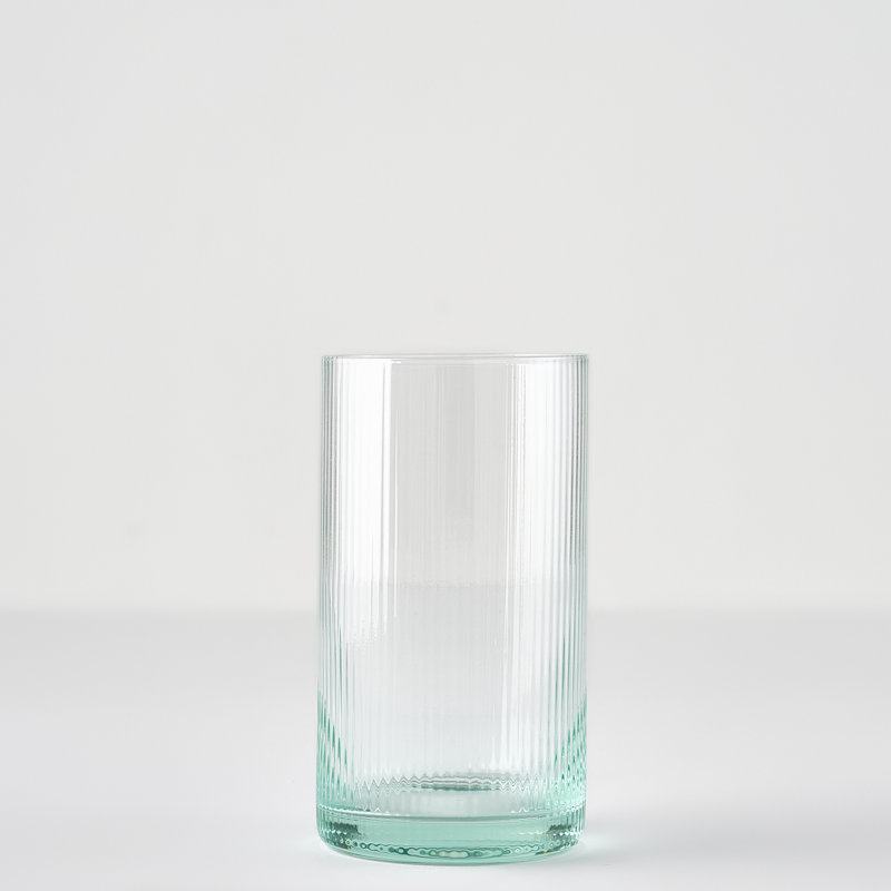 Verre à gin vert rayé strié