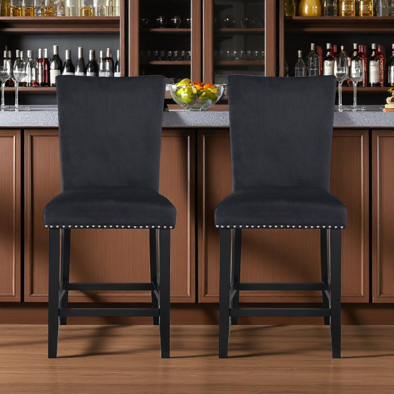 Ensemble de deux chaises de bar à hauteur de comptoir en bois noir et velours de 25 po