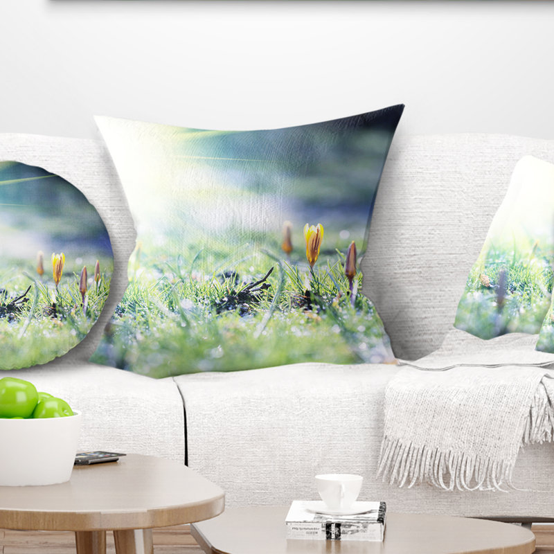 Coussin floral magnifique first spring, 16 po x 1 po, Coussin décoratif