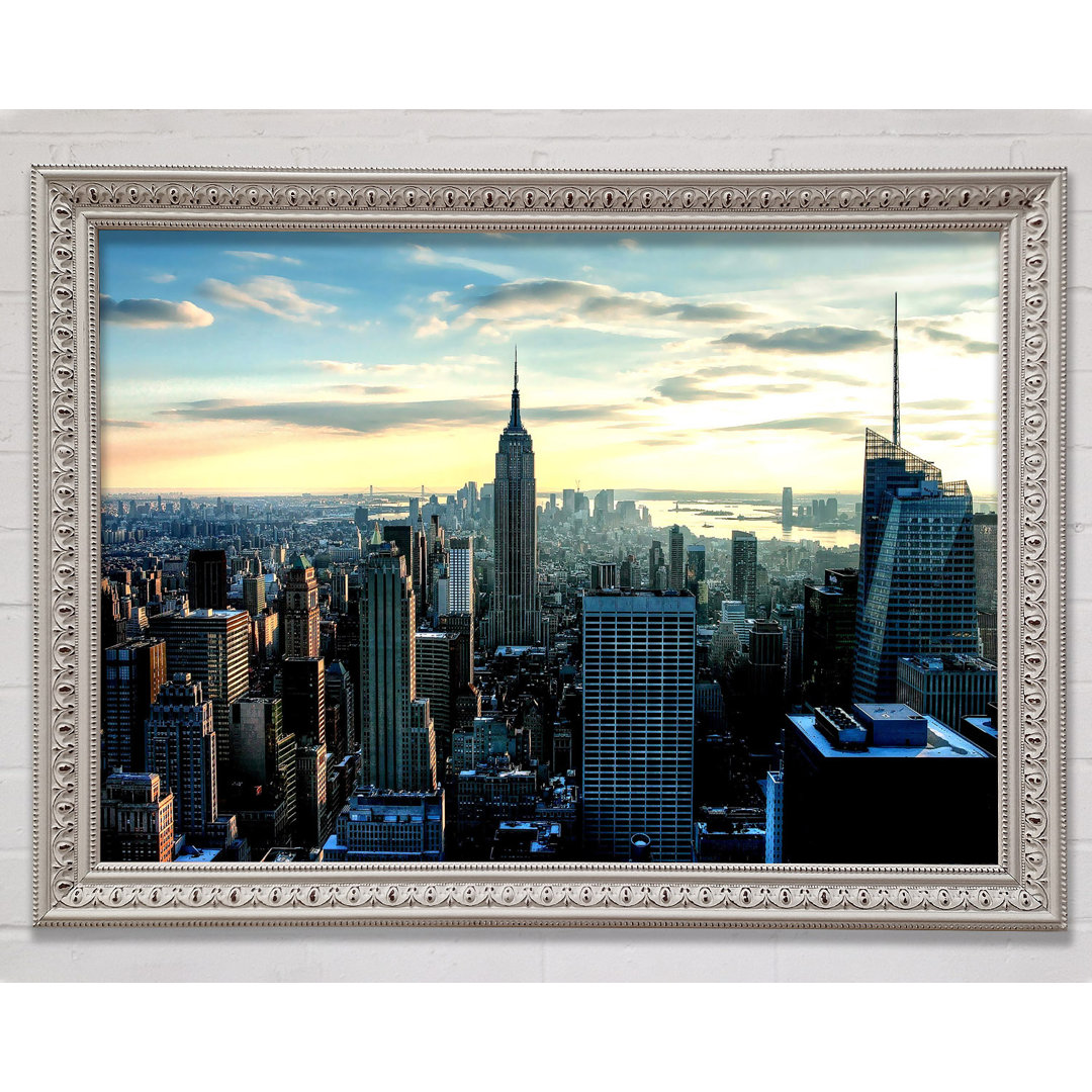 New York View Below The Sky - Einzelne Bilderrahmen Kunstdrucke