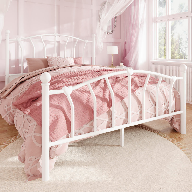Structure de lit plateforme en métal avec tête et pied de lit, fleurons en forme de cœur et de boule, aucun sommier requis, rangement sous le lit de 12,6 po, assemblage facile