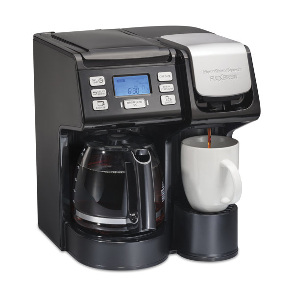 Cafetera Hamilton Beach® FlexBrew® Trio 2 en 1, para una taza y jarra de 12 tazas, compatible con cápsulas K-Cup o café molido 2