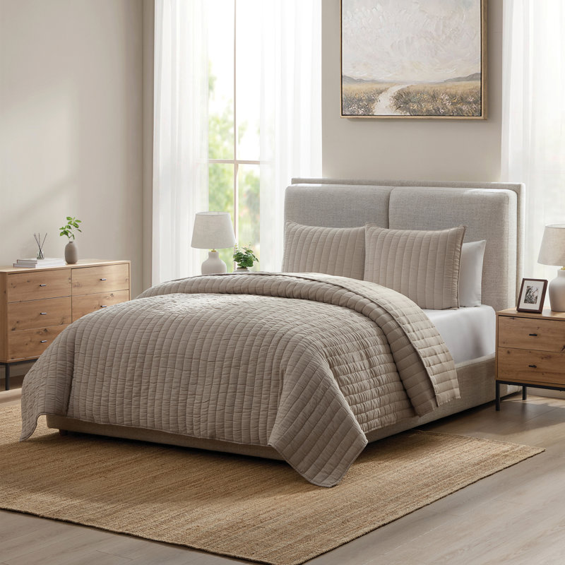 Ensemble de courtepointe en gaze de coton 3 pièces Détails par Becki Owens Di Stripe, très grand, Très grand lit, Beige
