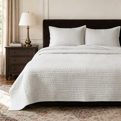 100% French Linen Channel Quilted Breathable Quilt Set With Shams