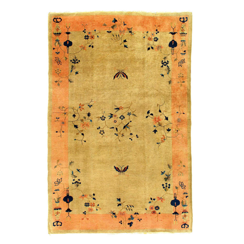 Floral Area Rug in Beige