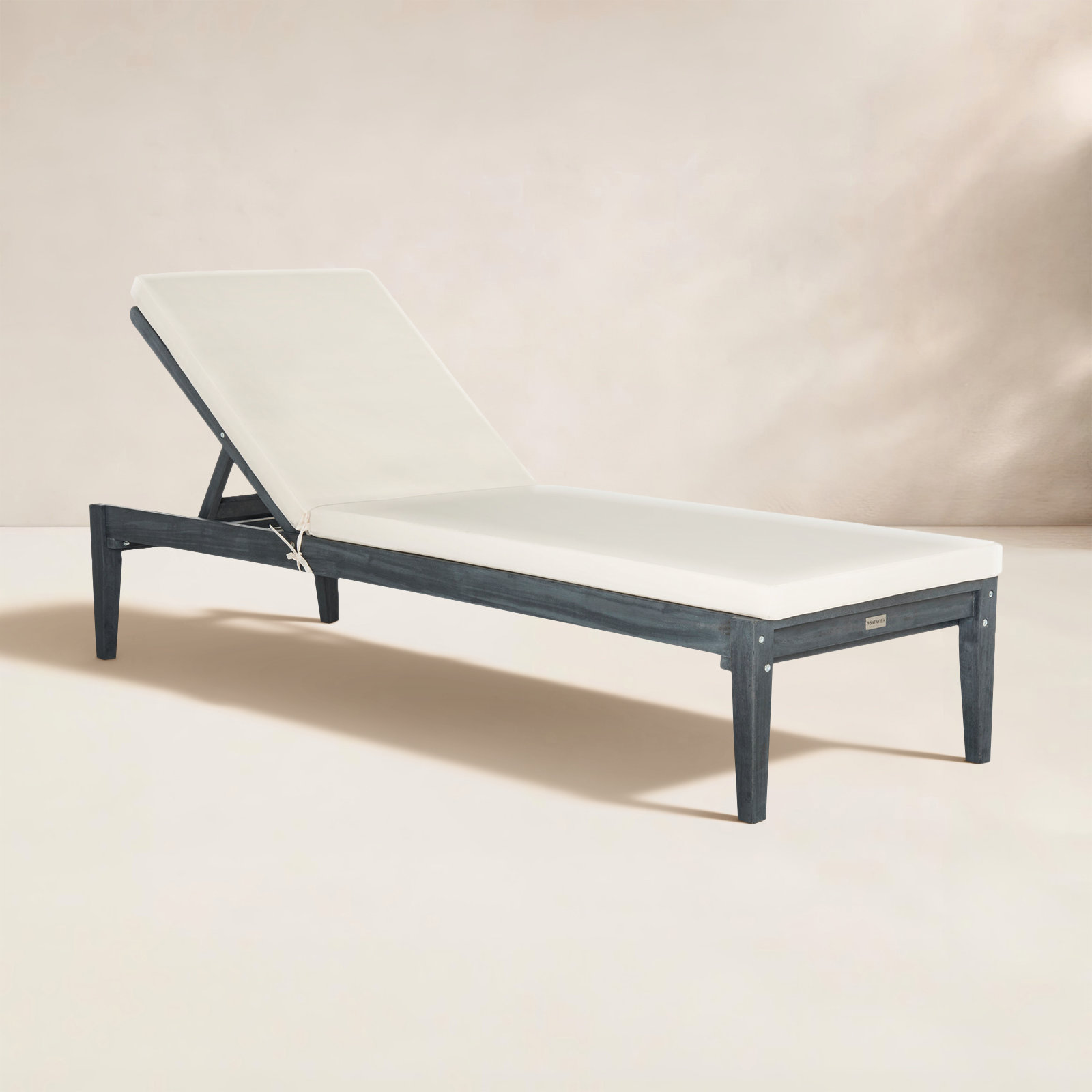Arwen 23.6'' Outdoor Acacia Chaise Lounge, Ash Gray