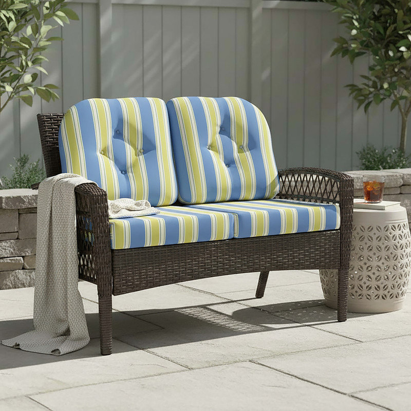 Coussin de remplacement pour causeuse d'extérieur Sunbrella, Huntington méditerranéen rayé