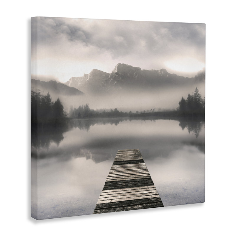 «Calm Reflective Waters & Mountains», conception par Irene Weisz, H 24 po x l 24 po